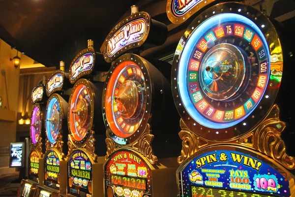 oke27 Togel 3D game interface showing number selection and draw schedule